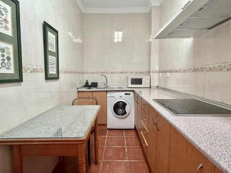 נרחה Apartamento Cerca De La Playa Torrecilla מראה חיצוני תמונה