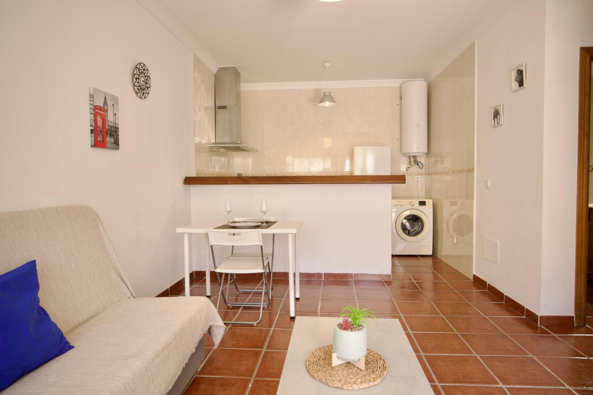 נרחה Apartamento Cerca De La Playa Torrecilla מראה חיצוני תמונה